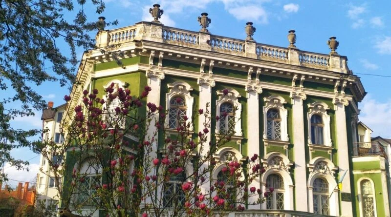 У Палаці мистецтв презентують виставку Олександра Ніколаєвського про місто Франка