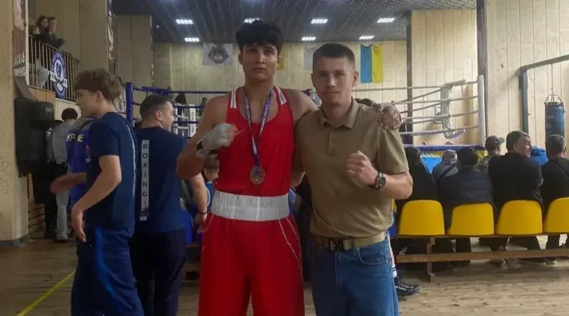 Юний боксер Марко Генега привіз «бронзу» на Дрогобиччину